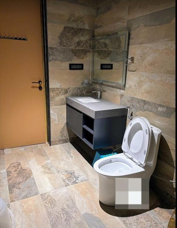 Redhomex Cove Castle Villa حيدر أباد المظهر الخارجي الصورة